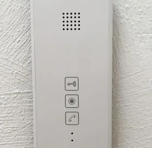 Wunderschoene Altbauwohnung Lejlighed