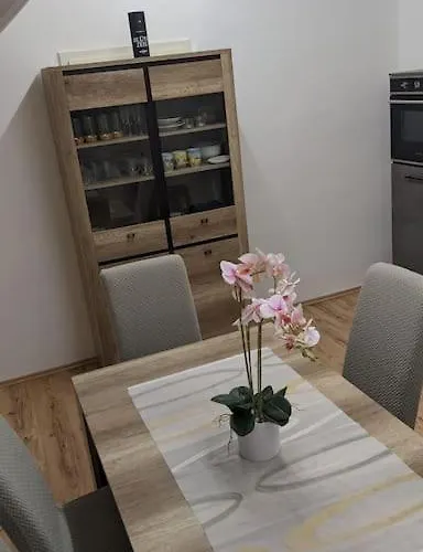 Wunderschoene Altbauwohnung * Lohne (North Rhine-Westphalia)